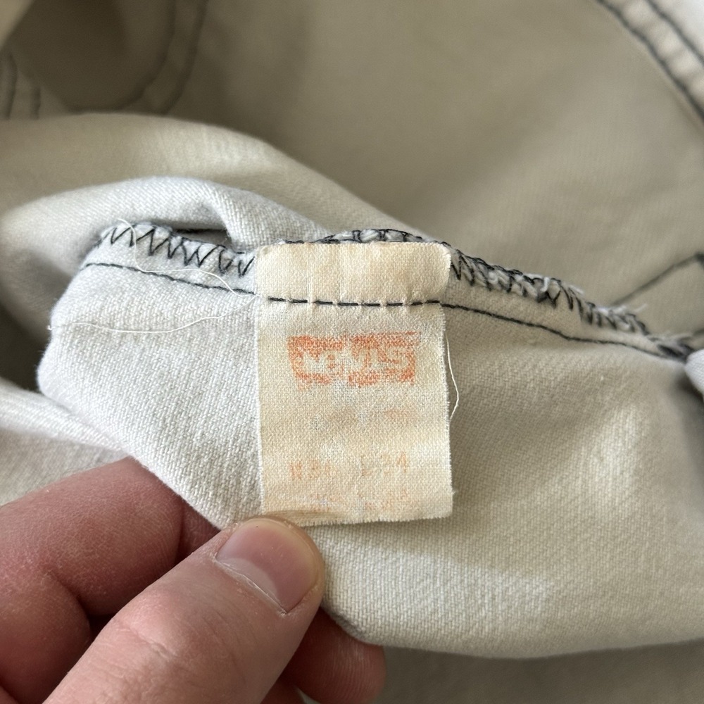 Made In USA 90s White/Creme Levi's 550 Denim Jeans 36x34 Baggy Straight Vintage - Picture 3 of 7